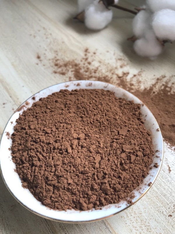 مسحوق مستحضرات التجميل مسحوق الكاكاو الغذائي البني مع استخراج المذيبات ، 4 ٪ -8 ٪ محتوى الدهون